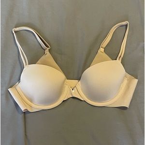 Victoria’s Secret Champagne Demi Bra Women’s 32A Smooth Lightly Lined